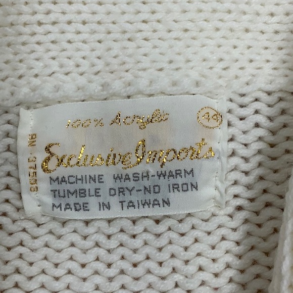 5 button down vintage cardigan- cream size 44 - Picture 6 of 6
